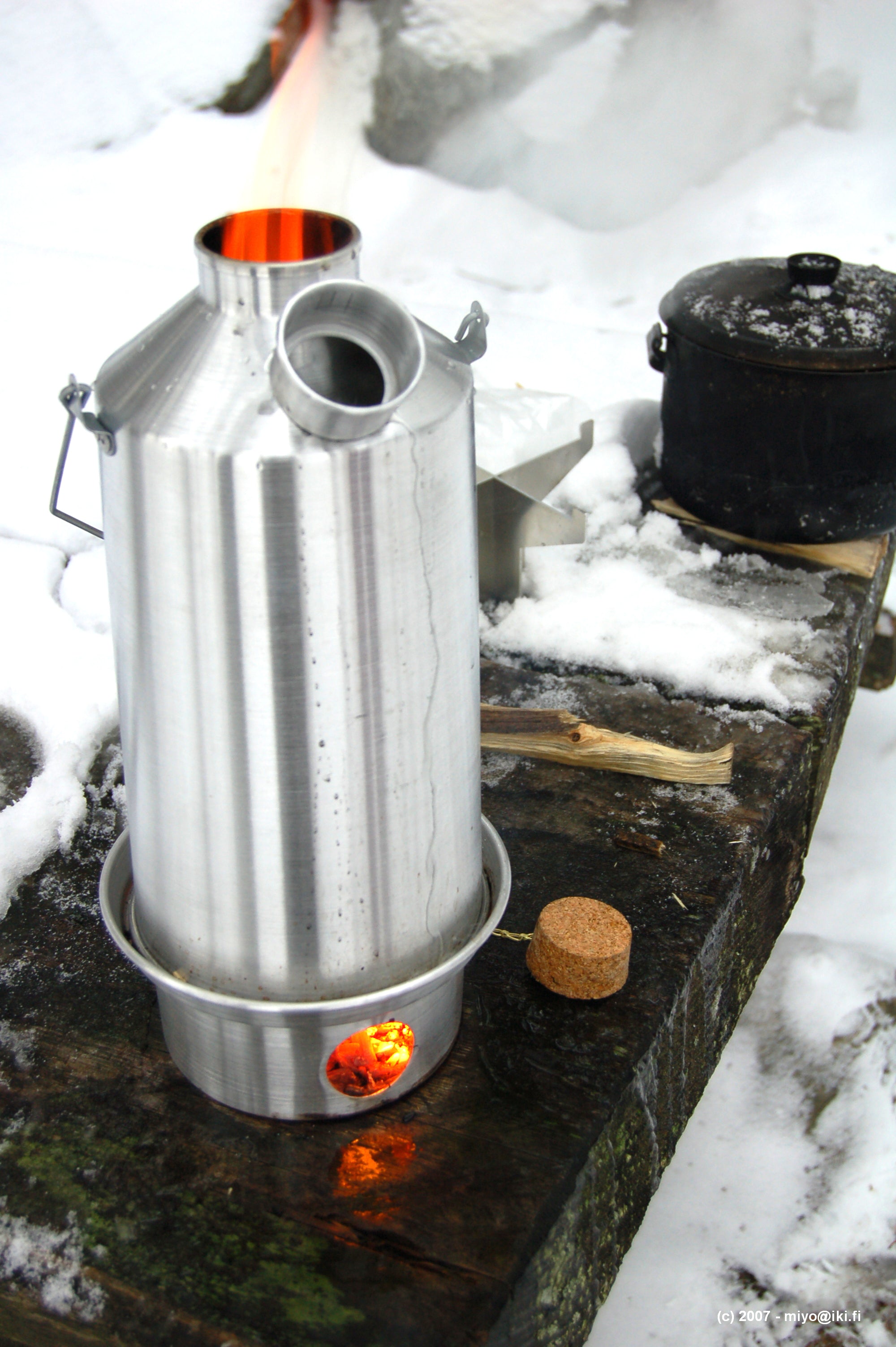 Kelly Kettle Ultimate Base Camp Kit Falcon Off Grid Supply   LargeKellyKettleinaction C Aa16d6c1 6556 4354 B4be 13d1c62b99de 